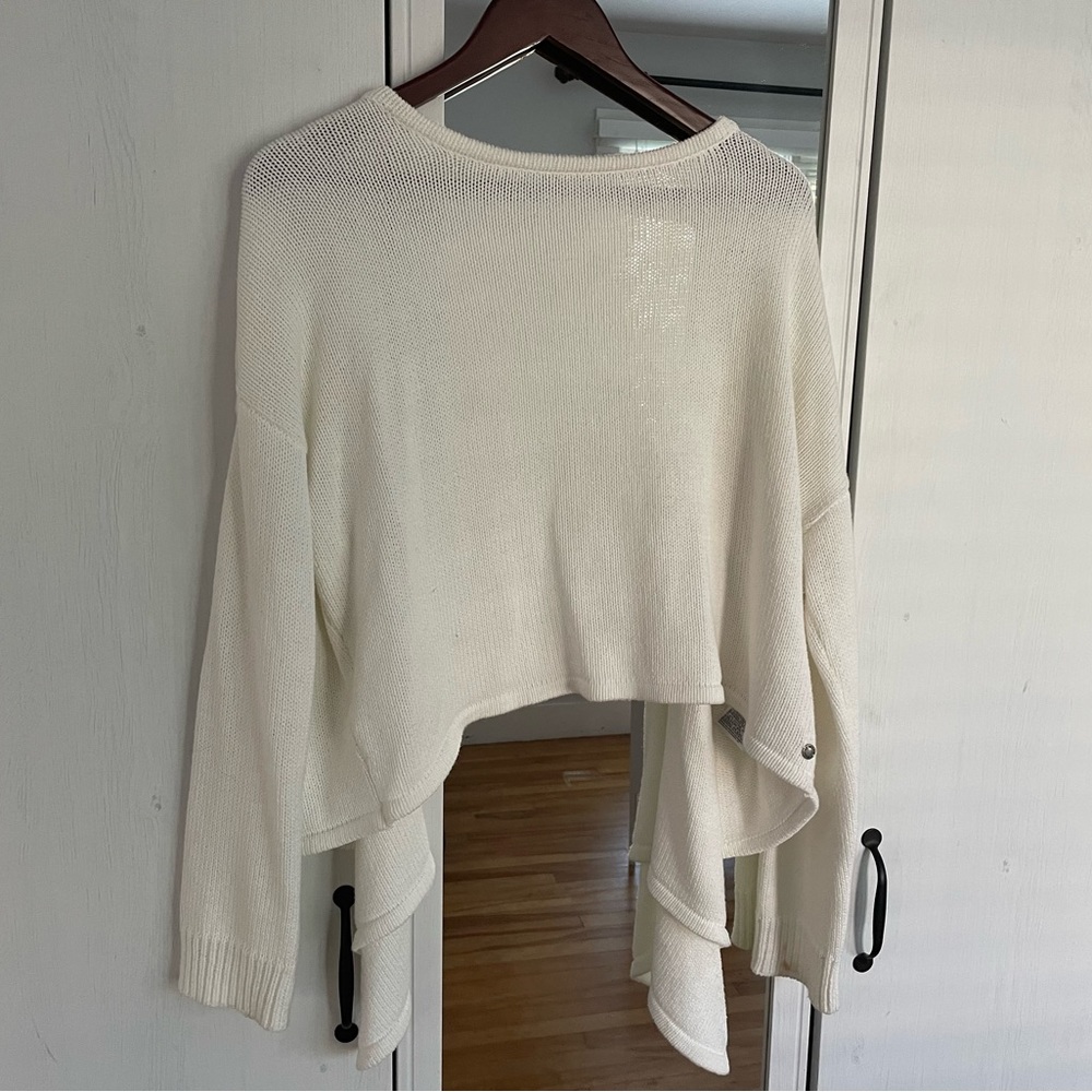 Beautiful open back Roxy sweater US L